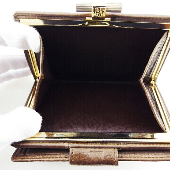 DIOR Bi -fold Wallet Logo Plate Leather Authentic - Picture 7 of 10